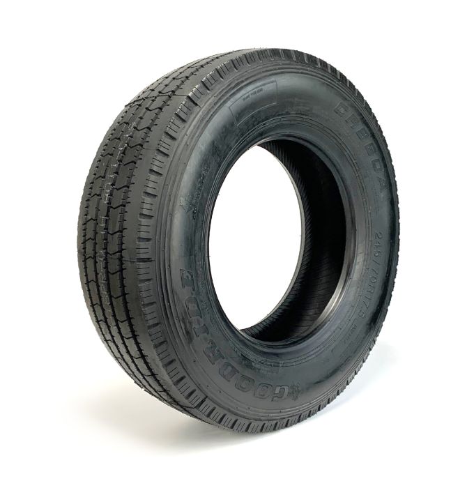 Pneu et Jante Pneu radial 245/70R175 18 plis 6005 lbs Goodride chez Voiturettes Experts